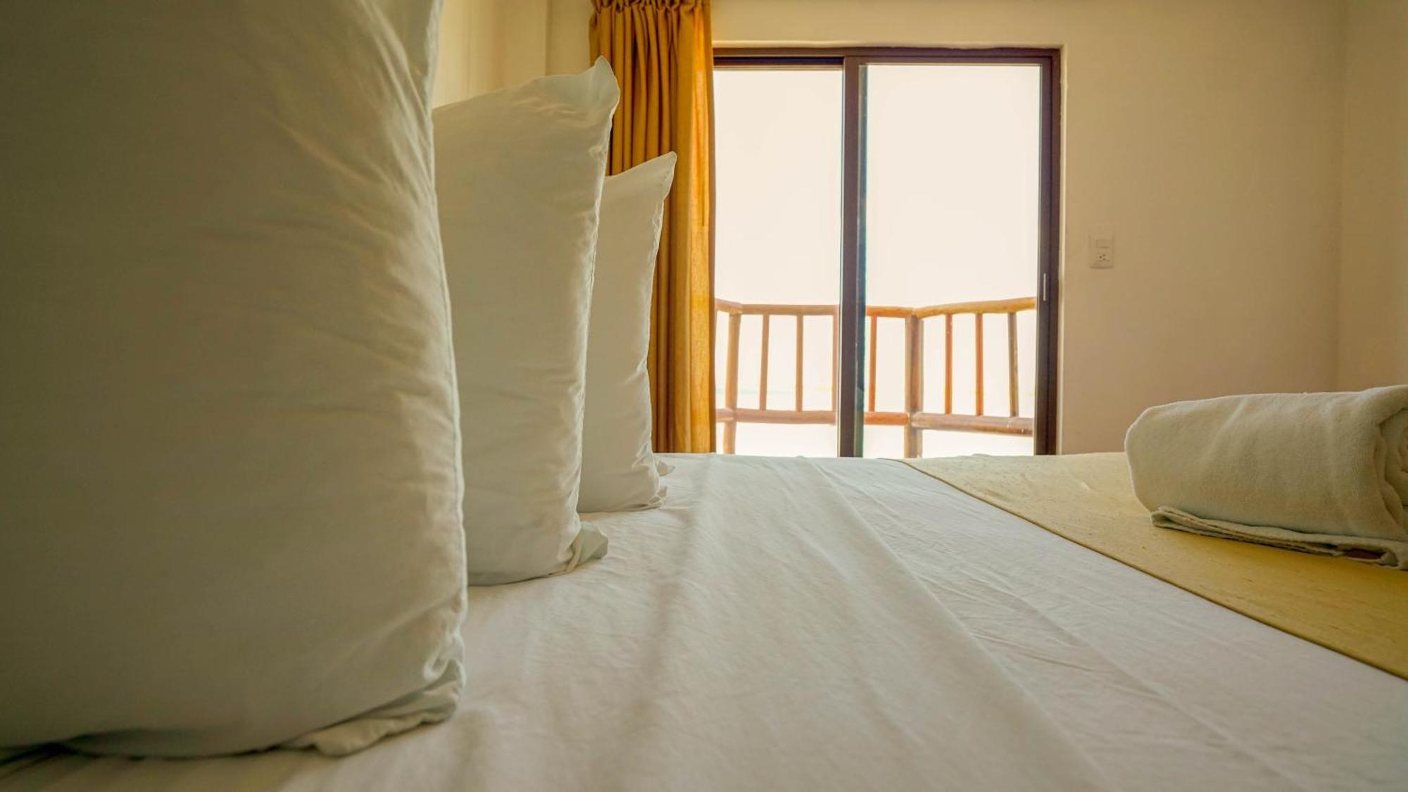 Hotel Rio Lagartos Bagian luar foto