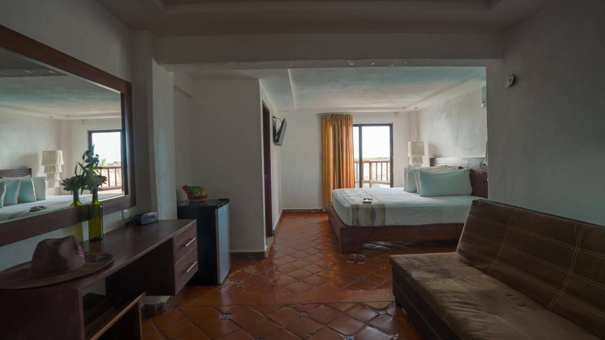 Hotel Rio Lagartos Bagian luar foto